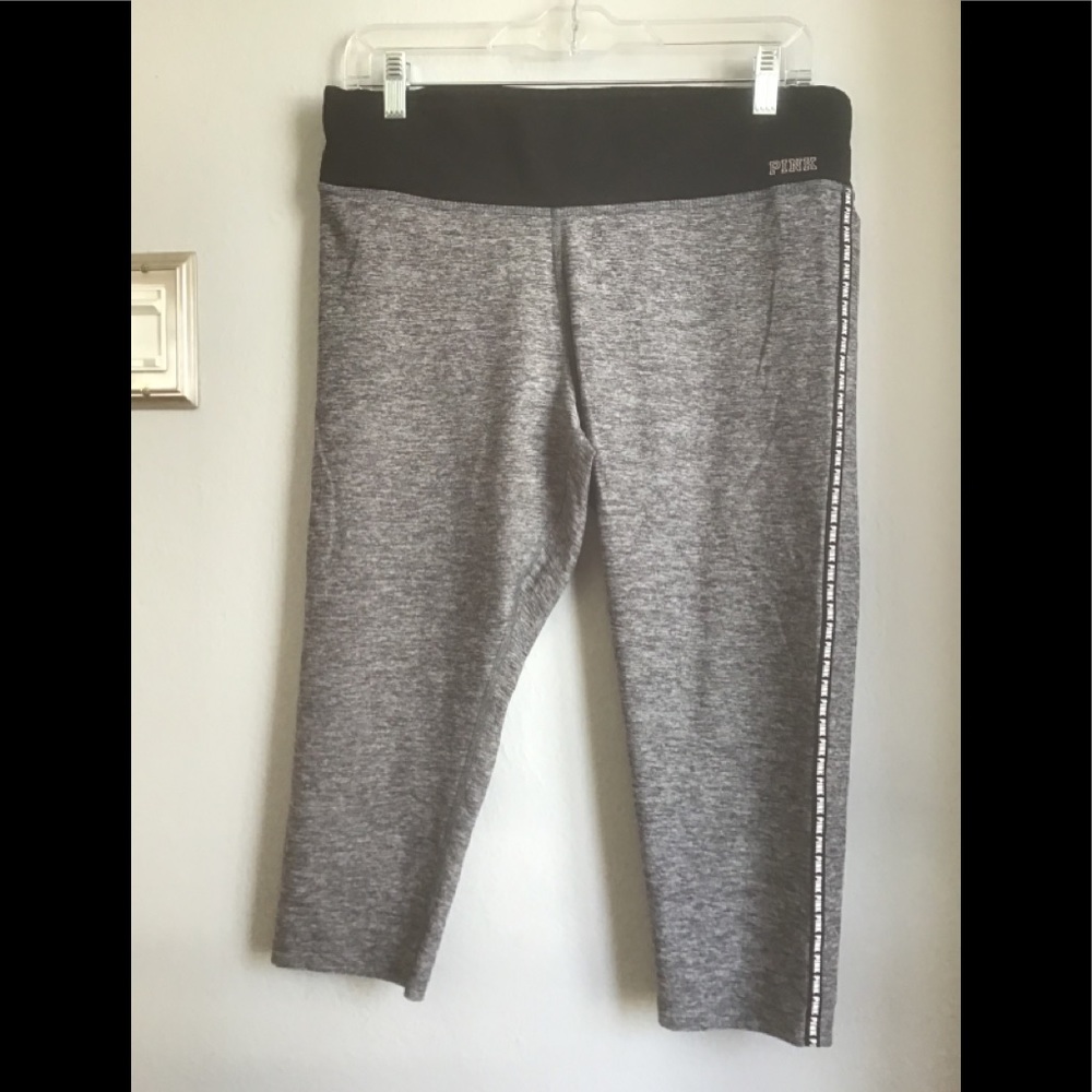 VS Pink Ultimate Crop Leggings